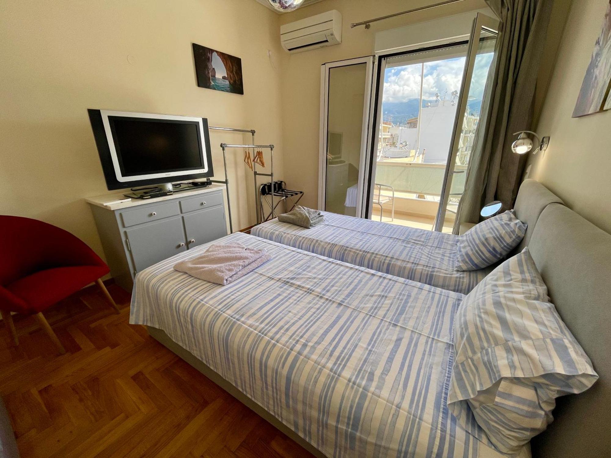 Kalamata.House - Sunny And Modern Apartment With View! Exterior photo